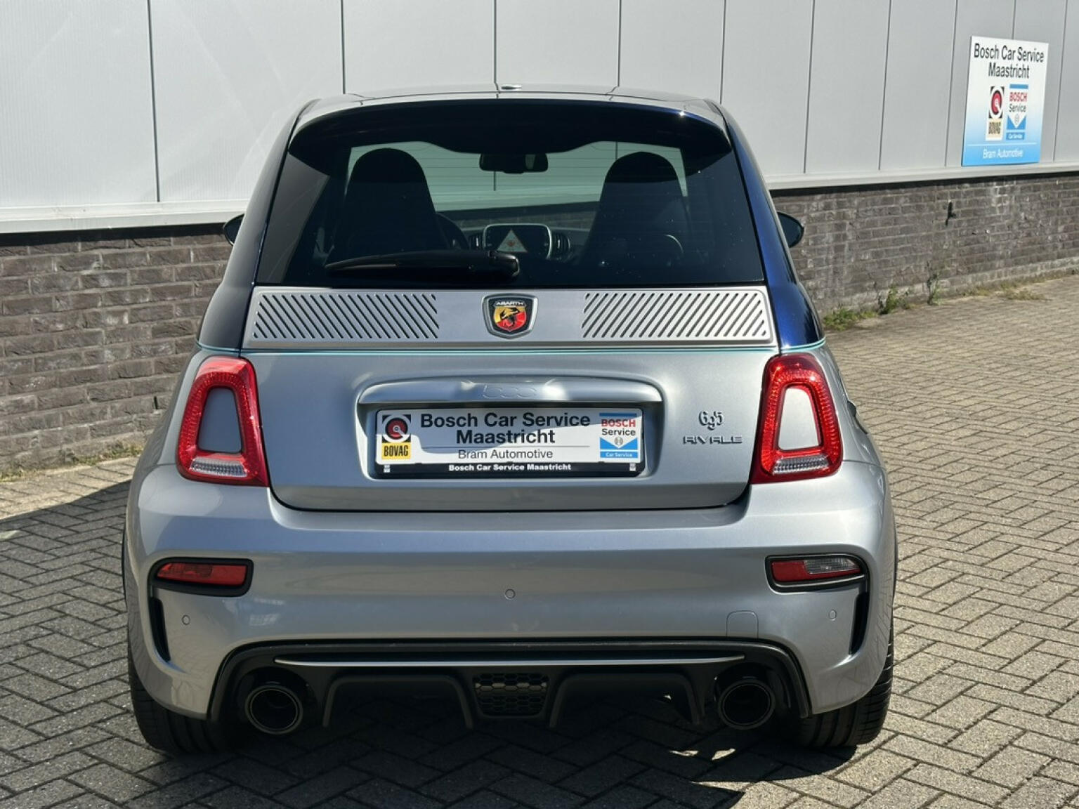 Abarth-695-32