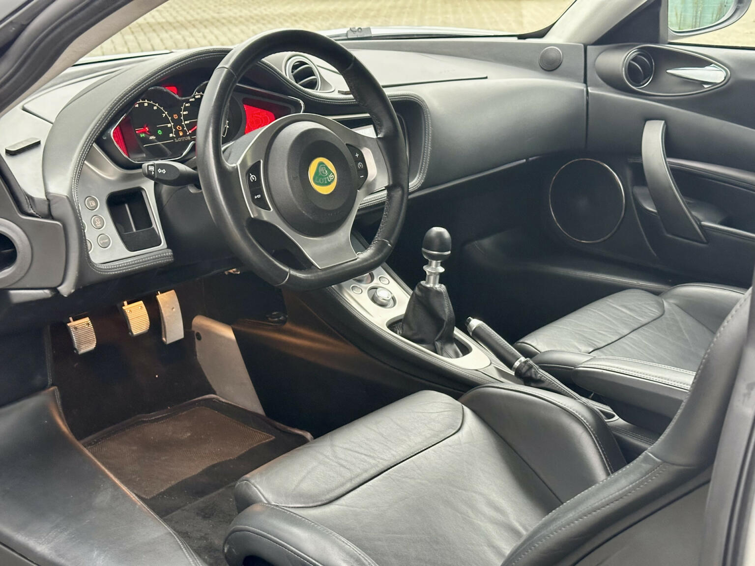Lotus-Evora-9